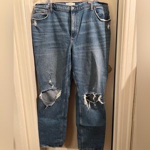 Abercrombie & Fitch Curve Love 90’s Straight Ultra High Rise